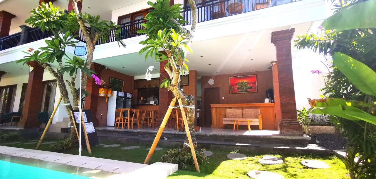 Santi Homestay Canggu Extérieur photo